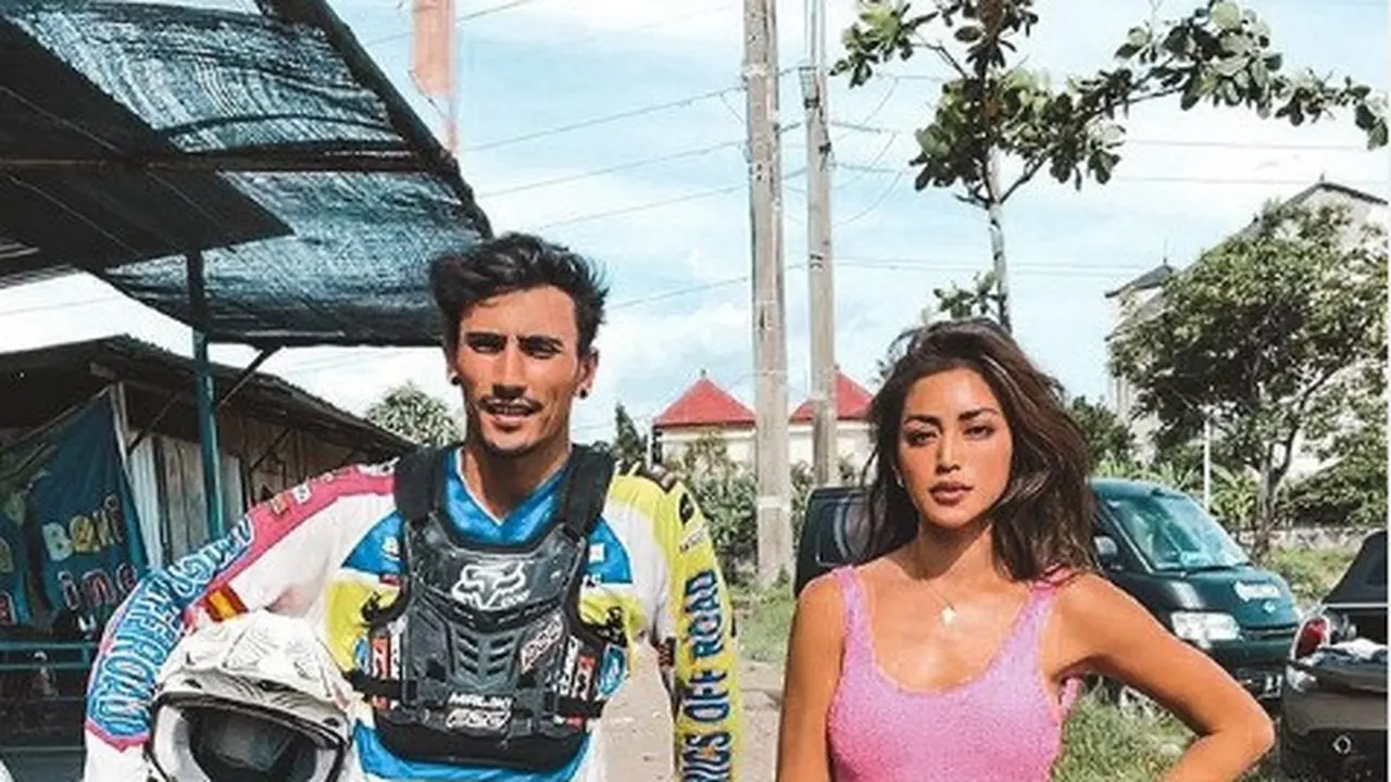 7 Potret Vincent Verhaag, Host MTMA yang Diduga Kekasih Baru Jessica Iskandar