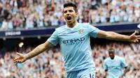 Selebrasi Sergio 'Kun' Aguero yang menciptakan hat-trick untuk membawa Manchester City mengalahkan Wigan Athletic 3-0 dalam lanjutan Liga Premier di Etihad Stadium, AFP PHOTO/ADRIAN DENNIS