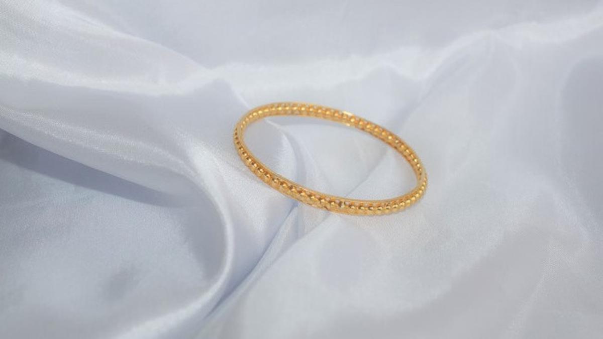7 Model Gelang Emas Timeless, Perhiasan dengan Desain Elegan dan Bisa untuk Investasi