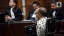Hakim Fahzal menjelaskan eksepsi atau nota keberatan Anang Achmad Latif yang mempertanyakan kerugian negara merupakan bagian pokok perkara dan harus diuji lebih lanjut dalam persidangan. (Liputan6.com/Johan Tallo)