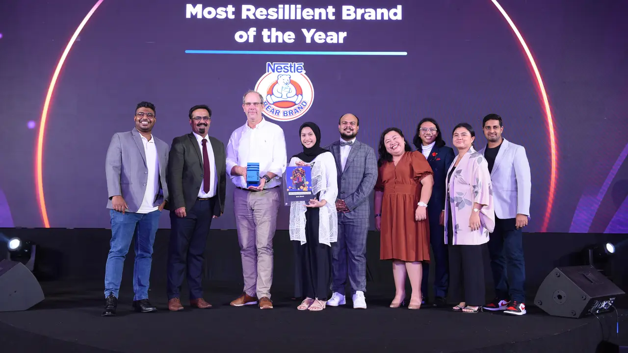 MMA Global Indonesia mengumumkan para pemenang dalam SMARTIES™ Indonesia Awards 2023 dalamgala mewah yang diadakan di The Ritz-Carlton Jakarta, Mega Kuningan, pada 3 November 2023. (Dok MMA Global Indonesia)