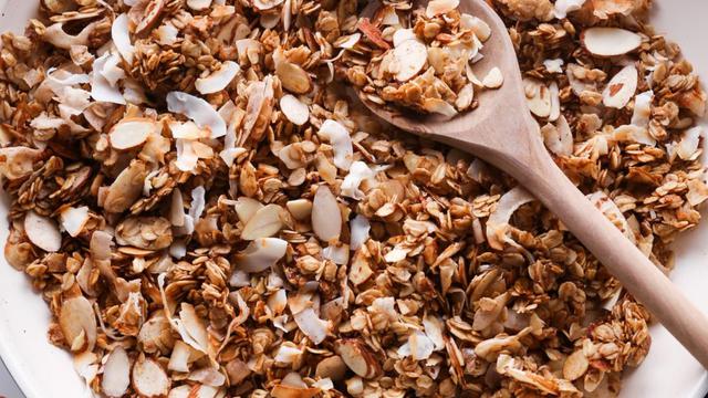 Manfaat Granola untuk Kesehatan dan Kecantikan