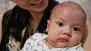 Pada 11 Januari 2018, Donita dan Adi Nugroho dikaruniai anak kedua. Bayi berjenis kelamin laki-laki ini diberi nama Parvaiz Farezell Shaquill Nugroho. (Foto: instagram.com/donitabhubiy)