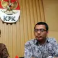 Plt. Jubir KPK Yuyuk Andriati Iskak memberi keterangan pers di gedung KPK, Jakarta, (18/12). Lino diduga melakukan tindak pidana korupsi dalam pengadaan Quay Container Crane (QCC) tahun 2010. (Liputan6.com/Helmi Afandi)