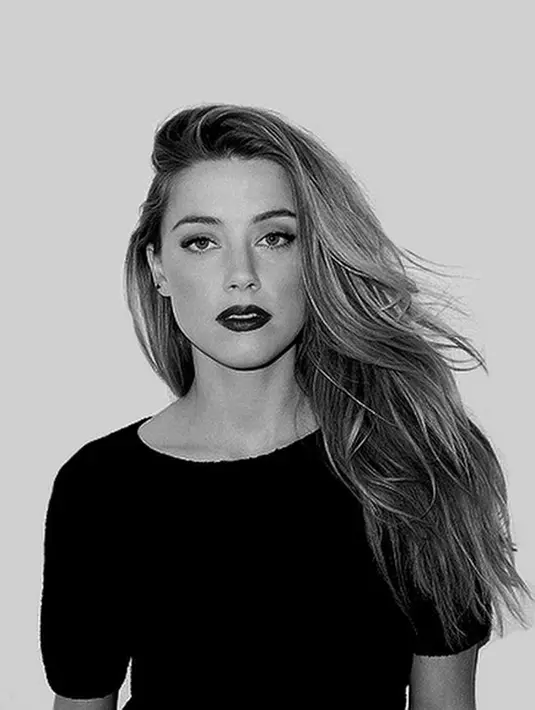 Setelah semuanya selesai, Amber pun akan langsung memberikan donasi tersebut kepada Rumah sakit anak dan American Civil Liberties Union. (Instagram/amberheard_)