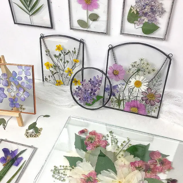 Wanita Ini Gemar Buat Bunga Herbarium, 7 Hasilnya Curi Perhatian
