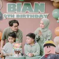 Setelah bercerai, Ririe Fairus dan Ayus Sabyan kembali tampil bersama. Kali ini kebersamaan mereka terlihat di acara ulang tahun buah hati, Bian yang ke-9. Berikut potretnya: [instagram/ririe_fairus]