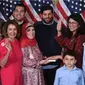 Ilhan Omar (hijab) dan Rashida Tlaib,(kacamata) terpilih menjadi anggota Kongres AS. (dok.Instagram @rashidatlaib/https://www.instagram.com/p/BsMPwIaH_NH/Henry