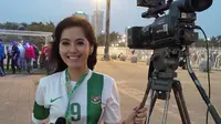 Nama Putri Violla sedang heboh dengan di Vietnam saat meliput ajang Piala AFF 2014.