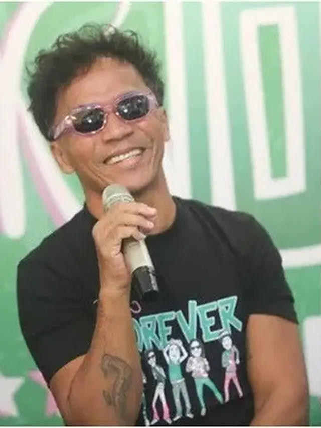 6 Transformasi Kaka Slank dari Penampilan Gimbal Hingga Kini Implan 5 Ribu Helai Rambut