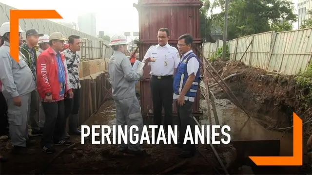 Gubernur DKI Anies Baswedan memberi PT Adhi Karya selaku kontraktor LRT peringatan keras. Peringatan terkait adanya genangan di tepi jalan MT Haryono saat hujan.