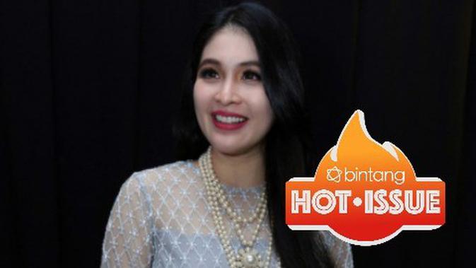 Ini Wajah Ganteng Raphael Moeis, Bayi Laki-laki Sandra ...