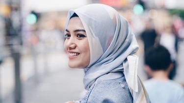 Setelah Menikah Dan Punya Anak 18 Artis Muda Ini Putuskan Berhijab News Entertainment Fimela Com