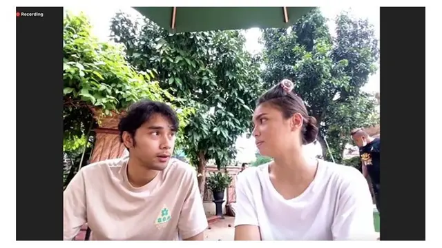 Adu Akting di Dewi Rindu, Ini 7 Potret Kompak Angela Gilsha dan Achmad Megantara