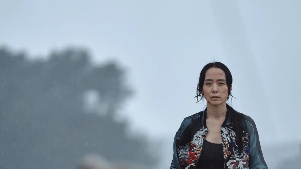 Film Revolver. (Megabox Plus M via Soompi)