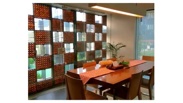 8 Potret Hunian Pribadi Ridwan Kamil yang Unik, Terbuat dari 30 Ribu Botol Bekas