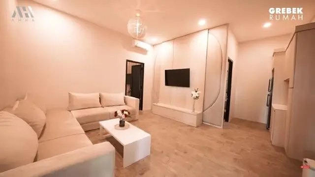 [Fimela] Cinta Laura