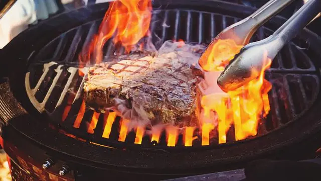 Senyawa Berbahaya pada Makanan yang Dibakar