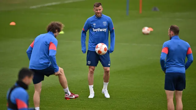Latihan West Ham Jelang Vs Eintracht Frankfurt