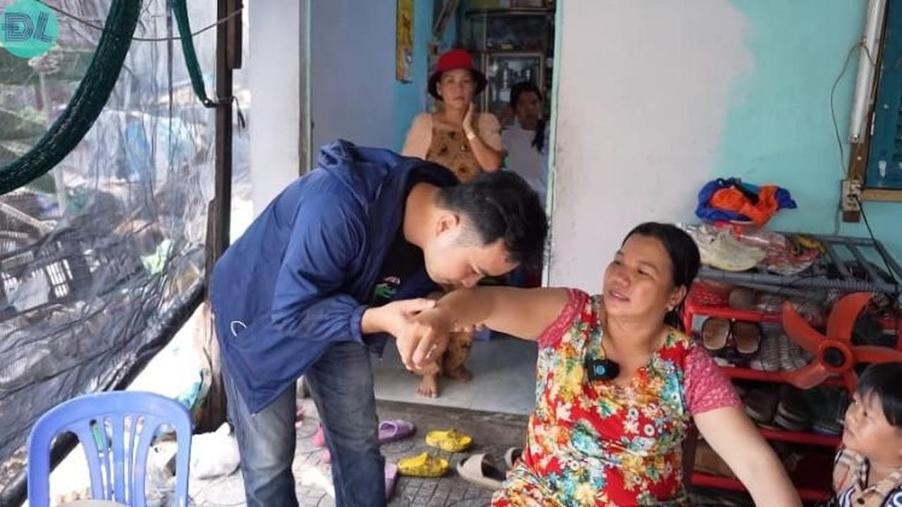 Seorang Wanita Punya Bau Badan Mirip Parfum, Akan Lebih Wangi Saat Bulan Purnama