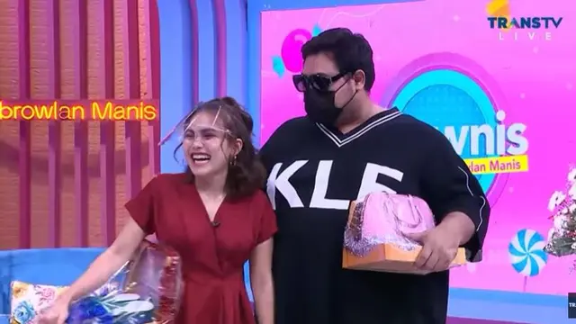 Ayu Ting Ting - Ivan Gunawan (Foto: YouTube)