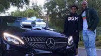 Anak Ultah, Mayweather Beri Hadiah Mobil Mewah