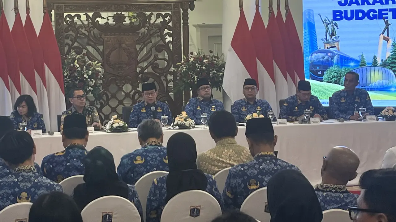 Gubernur DKI Jakarta Pramono Anung dalam Realisasi APBD Triwulan I Tahun Anggaran 2026 di Balai Kota DKI Jakarta.