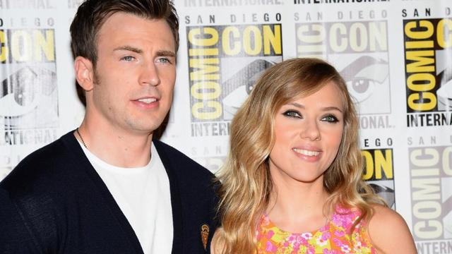 [Bintang] Scarlett Johansson dan Chris Evans