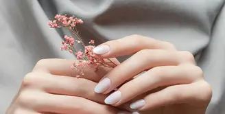 Ilustrasi nail art/copyright shutterstock