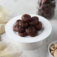 ilustrasi kue thumbprint coklat/copyright by Gina Pamungkas (Shutterstock)