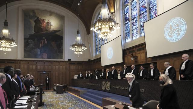 Sidang tudingan genosida di Gaza oleh Israel yang diajukan oleh Afrika Selatan pada Jumat 12 Januari 2024 di International Court of Justice (ICJ) atau Mahkamah Internasional. (AFP)