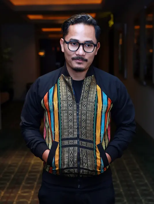 Tak berhenti sebagai peraih penghargaan Pemeran Pendukung Pria Terpuji FFB, kini film  ‘Guru Bangsa: Tjokroaminoto’ yang juga dibintangi Tanta Ginting masuk dalam nominasi Festival Film Indonesia 2015. (Deki Prayoga/Bintang.com)