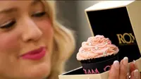 Cupcake bertabur berlian dan permata berhasil menjadi cupcake termahal di dunia dengan harga Rp 1,4 Miliar (Foto: Huffingtonpost)