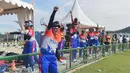 Para pemain Tim Criket putri Papua merayakan kemenangan atas Bali pada laga final cricket putri PON XX Papua 2021, Minggu, (26/09/2021). ( Foto : PON PAPUA XX PAPUA/Soleha )