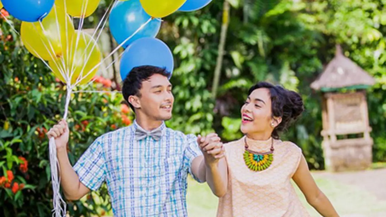 [Bintang] Tika Bravani dan Dimas Aditya
