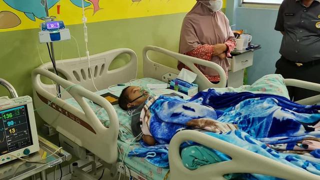 Baim Bocah Yang Melantunkan Ayat Al Quran Saat Kritis Meninggal Dunia News Liputan6 Com