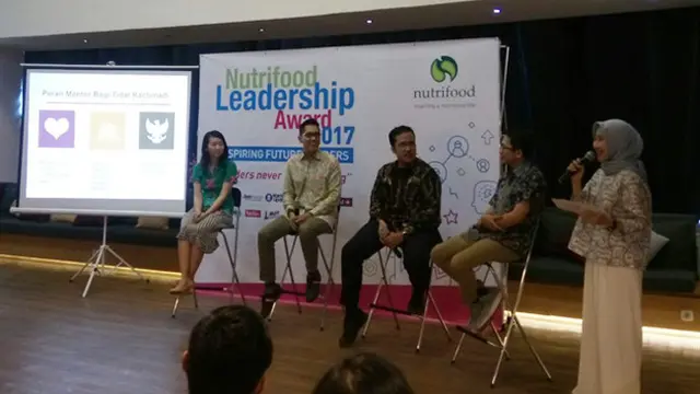 Ini Makna Pahlawan Bagi Alumni Nutrifood Leadership Award