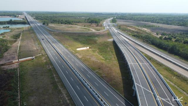 Jalan Tol Trans Sumatera (JTTS) ruas Tol Indralaya-Prabumulih garapan sepanjang 64,5 km. (Dok Hutama Karya)