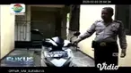 Berdalih karena himpitan ekonomi membuat seseorang berbuat nekad. Di Ponorogo, Jawa Timur, seorang pria nekad mencuri bawang merah yang menurut pengakuannya akan digunakan memenuhi kebutuhan hidup.
