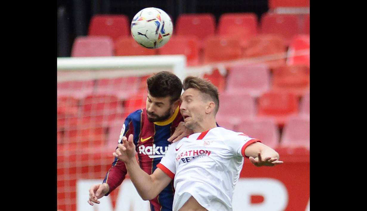 Setelah melepas Griezmann, aroma Belanda di Barcelona yang ditangani pelatih asal negara itu, Ronald Koeman makin kental Barcelona usai mendatangkan Luuk de Jong dari Sevilla. Di Sevilla, De Jong mencetak 19 gol dalam 94 laga. (Foto: AFP/Cristina Quicler)