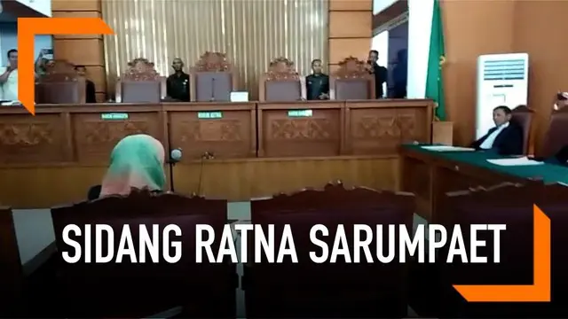 Jaksa membacakan dakwaan kasus penyebaran hoaks Ratna Sarumpaet. Dalam dakwaannya disebut beberapa nama besar seperti Prabowo Subianto, Rocky Gerung, dan Amien Rais.