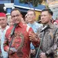 Gubernur DKI Jakarta Anies Baswedan meresmikan Gapura China Town Jakarta Kamis, (30/6/2022).  (Liputan6.com/Winda Nelfira)