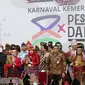 Dua hari pelaksanaan Karnaval Kemerdekaan Pesona Danau Toba 2016 di Balige dan Parapat, cukup membuat Presiden Joko Widodo terpesona. (foto: twitter @Kemenpar_RI )