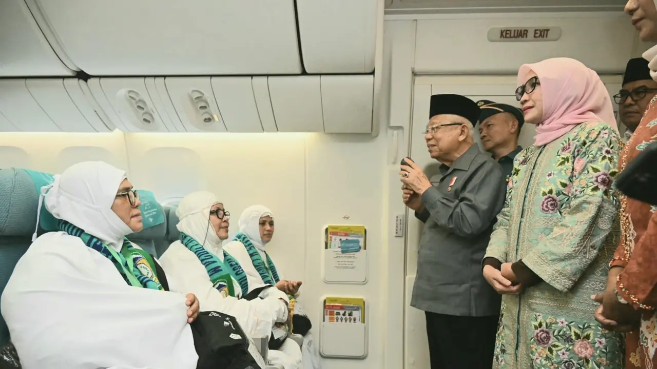 Wapres Ma'ruf Amin Melepas Keberangkatan Jemaah Haji Aceh