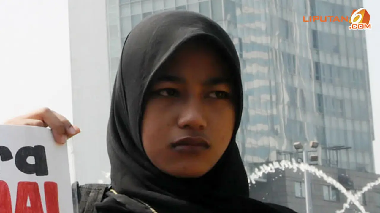 sarah-ayu130628b.jpg
