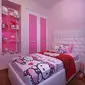 Ingin menghadirkan karakter Hello Kitty di kamar tidur? Simak beberapa contohnya disini