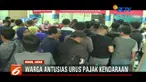 Warga sangat antusias karena Pemerintah Provinsi Jawa Barat tengah menerapkan program bebas biaya dan denda pajak.