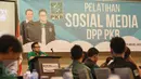 Ketua Umum PKB, Muhaimin Iskandar menutup pelatihan sosial media kader PKB se-Indonesia di Aston Marina Ancol, Jakarta, Jumat (2/10/2015). Pelatihan tersebut untuk mendekatkan pemimpin dengan rakyat. (Liputan6.com/Faizal Fanani)