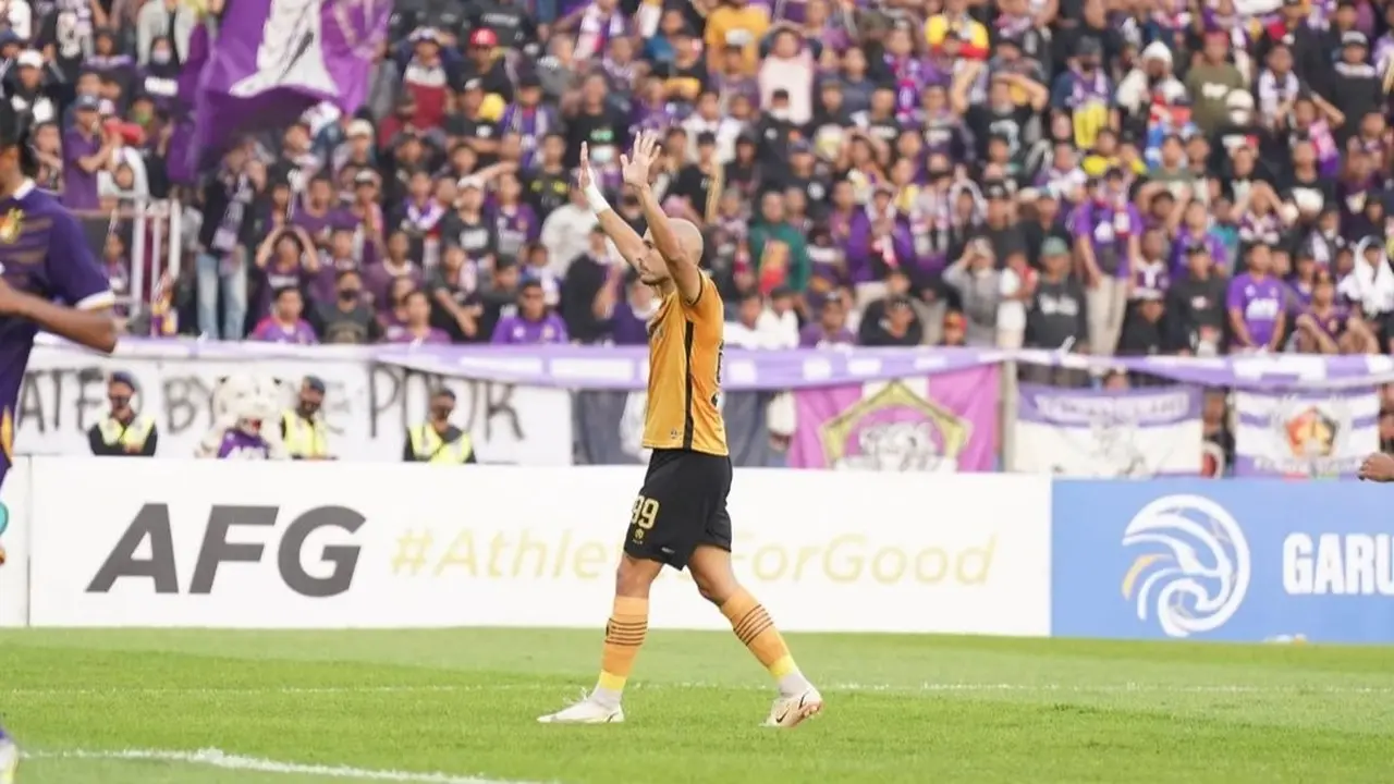 Striker Bhayangkara FC, Youssef Ezzejjari