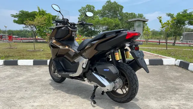 Honda ADV160
